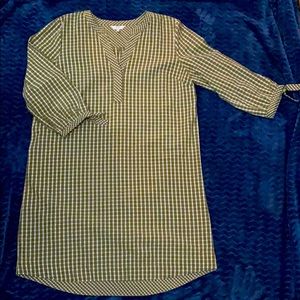 Plaid dark green, Crown and Ivy dress with v neck.